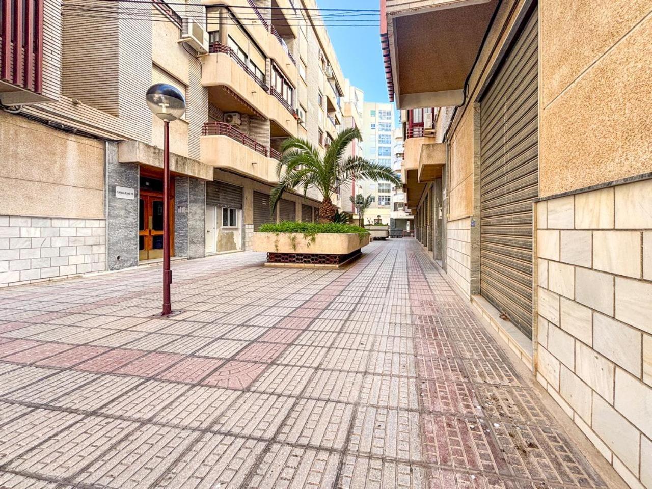 Precioso En Puerto Santa Pola